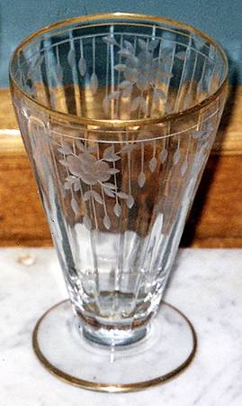 Miami Footed Tumbler
