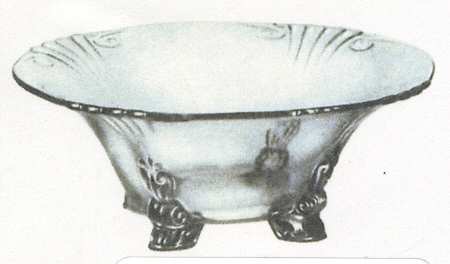 2470 Wisteria 7" 4-Toed Footed Bowl