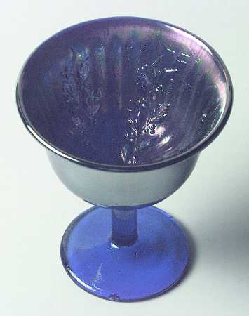 Rib and Holly Sprig Blue (Carnival) Comport