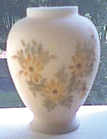 Daisies on Cameo Satin Small Temple Jar No Lid