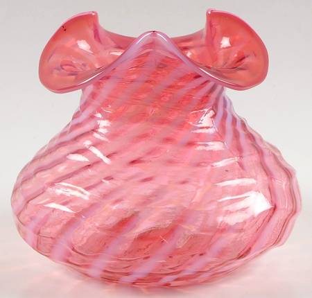 Spiral Optic Cranberry (Opalescent) 7" Crimped Vase