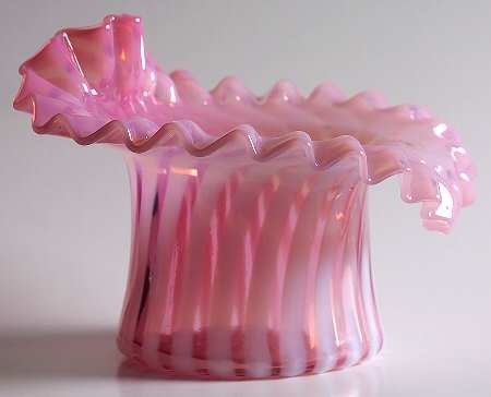 Spiral Optic Cranberry (Opalescent) 4" Crimped Tulip Vase