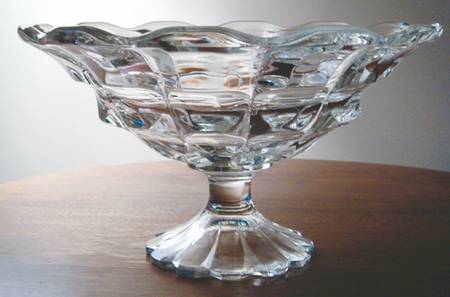 Valencia Clear Footed Bowl