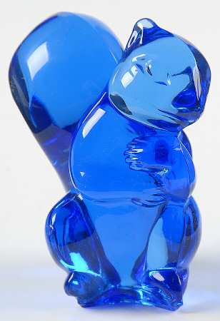 Animals & Figurines #2631/702a Sitting Up Squirrel