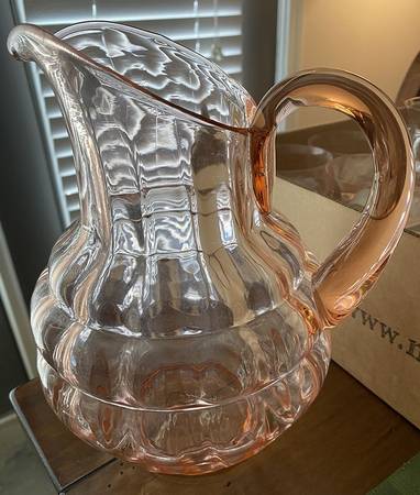 4101 Pink Pitcher