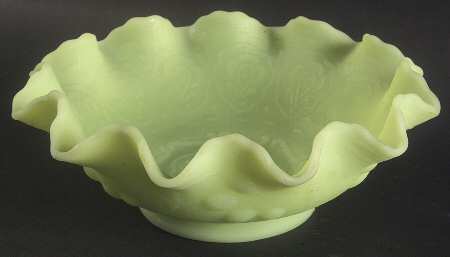 Lime Sherbet Satin 8" Round Crimped Bowl