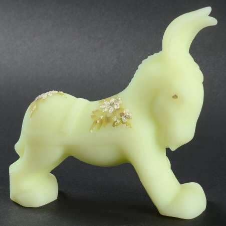 Daisies on Custard #5125 Donkey