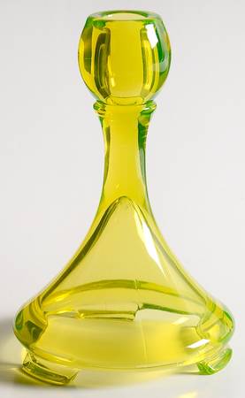 Saint Alexis (Vaseline) 7" Single Light Candlestick