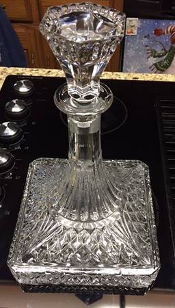 Estate Captain's Decanter & Stopper