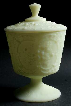 Custard Satin Footed Candy Box with Lid