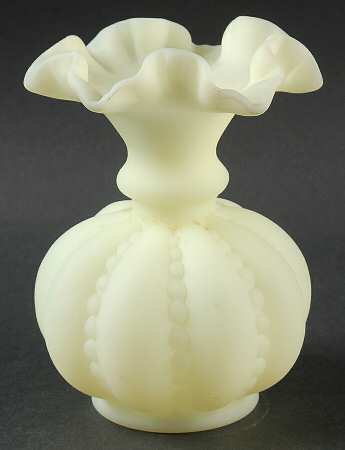 Custard Satin 5" Double Crimped Vase