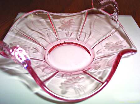 Dolphin Cut Pink Bon Bon