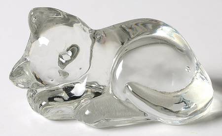 Animals and Figurines (Non Decorated) #5064 Sleeping Cat