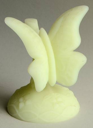 Animals and Figurines (Non Decorated) #5171 1-Piece Butterfly on Stand