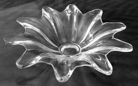Sculpture Clear 10" Round Bowl