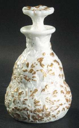 2519 Milkglass Gold Cologne Bottle & Stopper