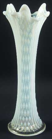 Diamond Point Columns White (Opalescent)