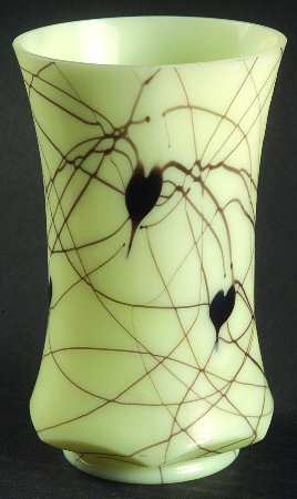 Hanging Heart Custard 10 Oz Flat Tumbler