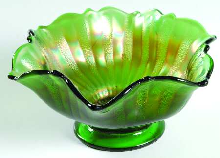 Stippled Rays Green 5" Round Crimped Bowl