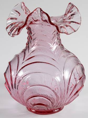 Dusty Rose 8" Crimped Vase