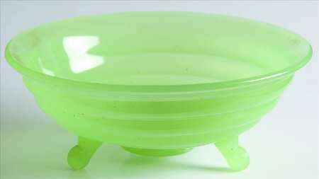 100 Jade 6" 3-Toed Footed Bowl