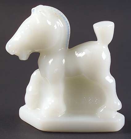Heisey Animals & Figurines Oscar (Plug Horse)-Opal (White)