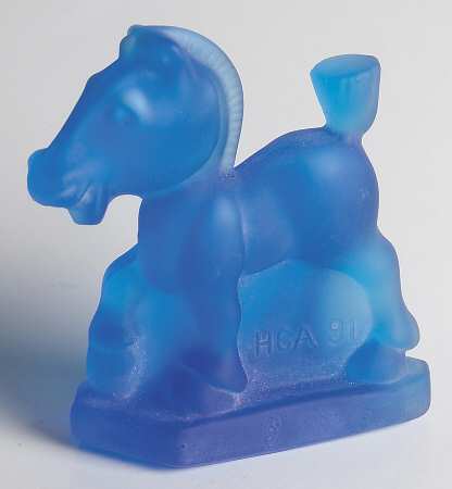 Heisey Animals & Figurines Sapphire Blue Opalescent Frosted Oscar(Plug Horse)
