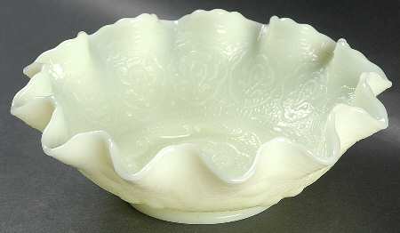 Custard Glossy #8224 7" Persian Medallion Bowl