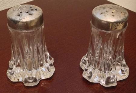 Long Buttress Shaker Set w/Metal Lids