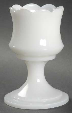 7275 Milkglass by Fenton