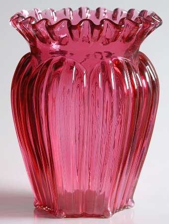 Country Cranberry 4" Flower Vase