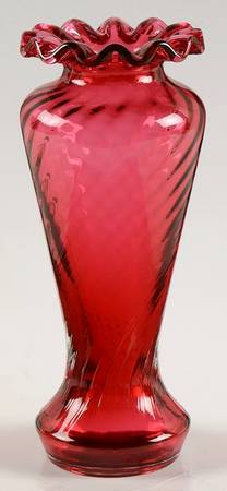 Country Cranberry 7" Bud Vase