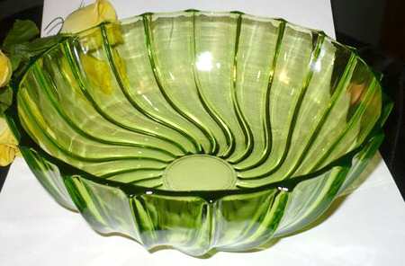 Rhythm Green by Federal Glass 