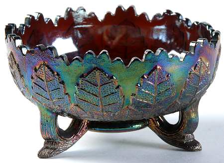 Leaf Tiers Amethyst (Carnival, Older) by Fenton