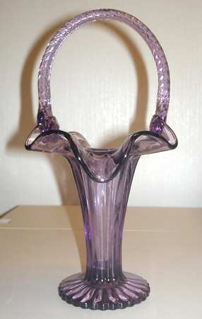 Violet #6480 Trumpet 9" Basket