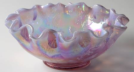 Qvc Exclusives #C9611 8Q  8" Round Crimped Holly Bowl