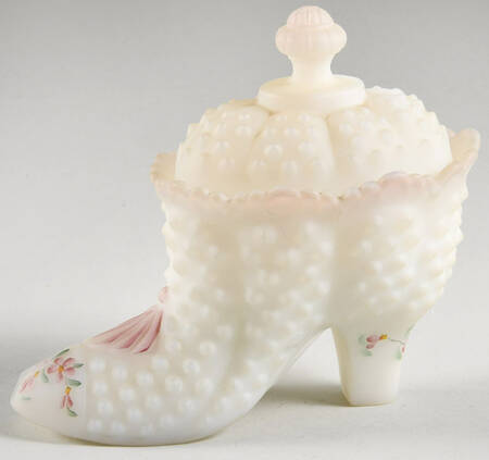Animals and Figurines (Decorated, Not in Line) Slipper & Lid
