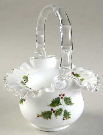 Louise Piper By Fenton #680/7236 Crests 6" Basket