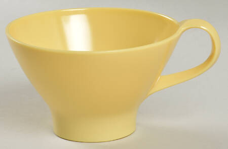 Casual Flair Melamine Footed Cup