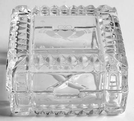 Claddagh Ring (Older, Etched Hands) Square Box & Lid