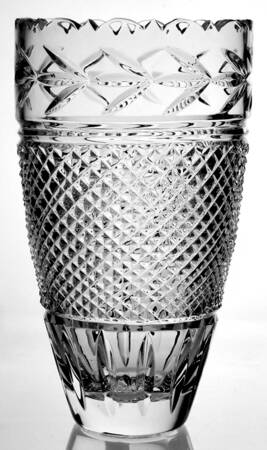 Leah (Newer) 10" Flower Vase