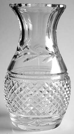 Leah (Newer) 8" Flower Vase