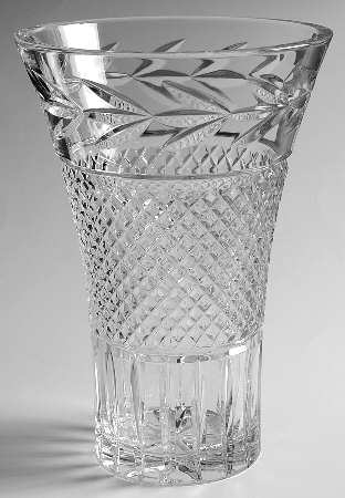 Leah (Newer) 10" Flared Vase