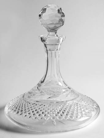 Leah (Newer) Ships Decanter & Stopper