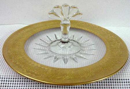 Goldenrod Center Handle Tray