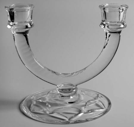 Sovereign (Stem 17) Double Light Candlestick