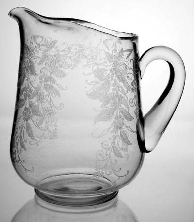 Vesta Clear (Stem 75) 64 Oz Ice Lip Pitcher