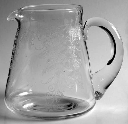 Vesta Clear (Stem 75) 48 Oz Pitcher