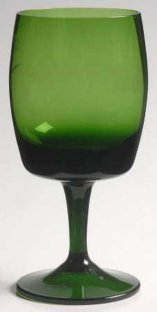 Accent II Green Water Goblet