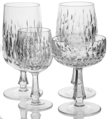 Chantilly (Vertical Cuts) 4 Piece Place Setting
